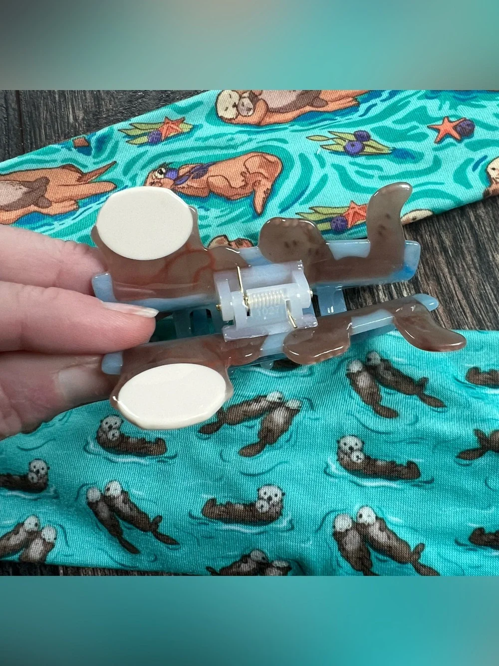 Sea otter hair clip, otter hair clip, ocean hair clip